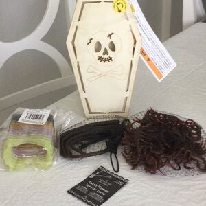 Halloween Coffin Decor with Accessories